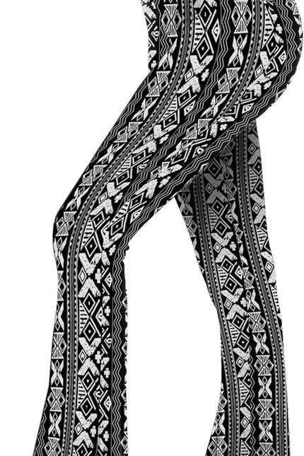 TNNZEET Black Flare Leggings for Women, Crossover Yoga Pants with Pockets Bootcut Flared Leggings