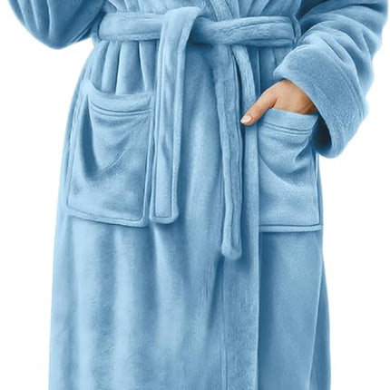 Cozy women’s lounge bath robe made from plush fleece fabric