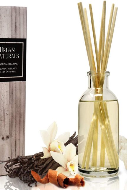 Crisp White Linen Reed Diffuser Gift Set | with Citrus, Ozone, Ylang-Ylang, Lili