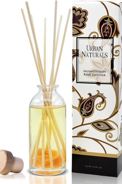 Crisp White Linen Reed Diffuser Gift Set | with Citrus, Ozone, Ylang-Ylang, Lili