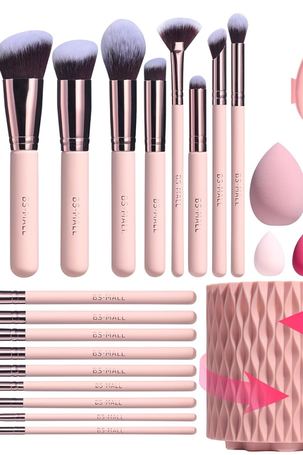  Makeup Brushes Premium Synthetic Foundation Powder Concealers Eye Shadows 18 Pc