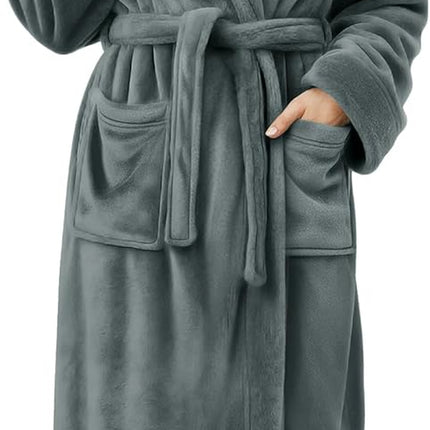 Cozy women’s lounge bath robe made from plush fleece fabric